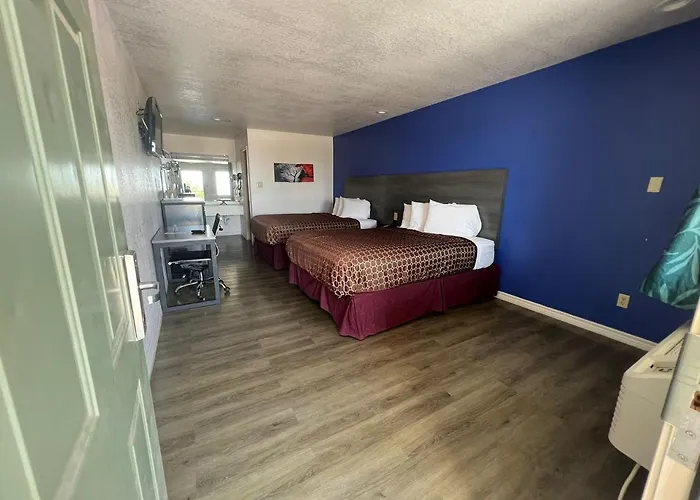 Country Hill Inn & Suite Eagle Pass