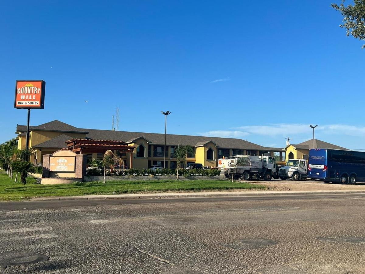 Hotel Country Hill & Eagle Pass